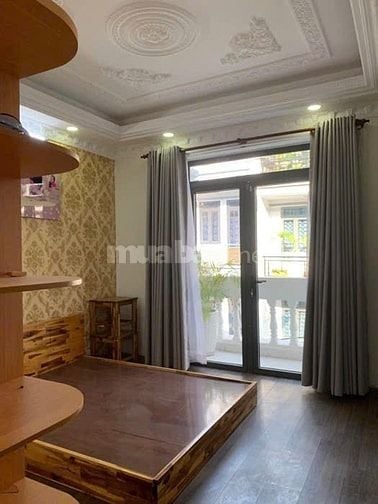 Gần Cầu Ông Bốn, DT 6,5x14m, Hẻm xe tải.
