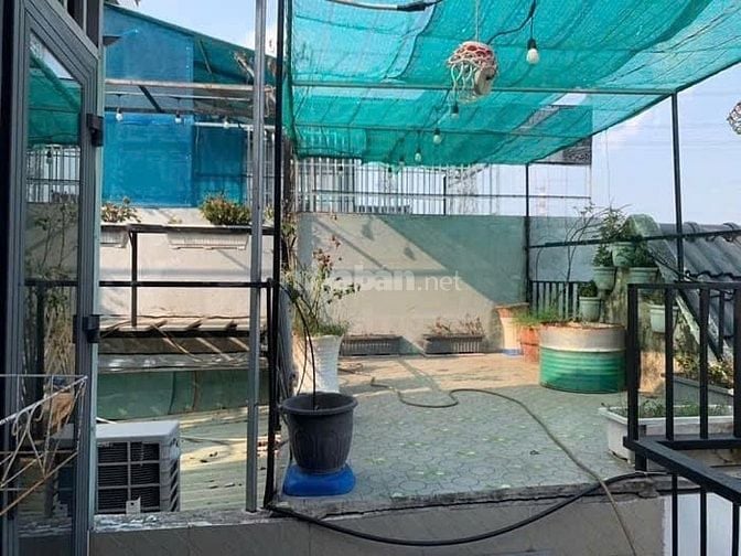 Gần Cầu Ông Bốn, DT 6,5x14m, Hẻm xe tải.