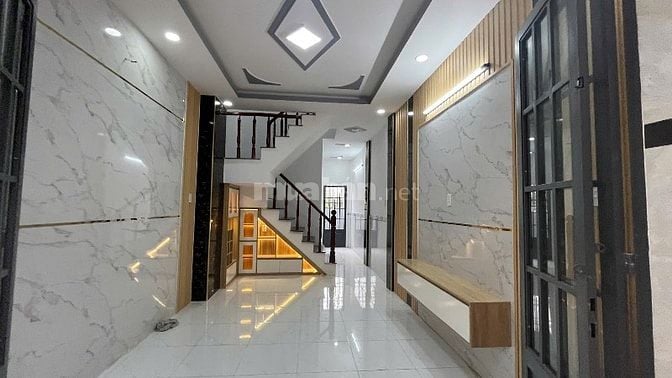 Nhà 1 Trệt 1 Lầu Gần Chợ Bình Chánh Vài Phút