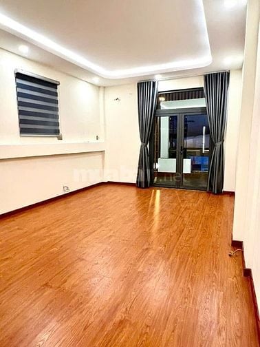 Cho thuê  gấp nhà  2MT hiếm Phan Xích Long P.16 Quận 11, 25trieu/thang