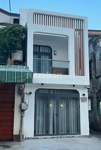 Cho thuê  gấp nhà  2MT hiếm Phan Xích Long P.16 Quận 11, 25trieu/thang