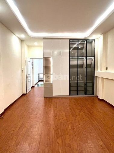 Cho thuê  gấp nhà  2MT hiếm Phan Xích Long P.16 Quận 11, 25trieu/thang