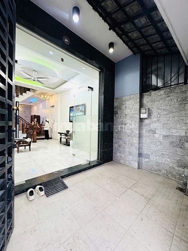 Bán nhanh căn nhà hẻm xe tải, đường Mã Lò, Bình Trị Đông A, Bình Tân