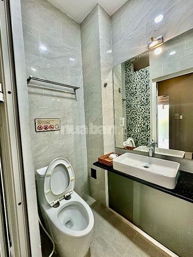 NHÀ MẶT TIỀN TRẦN KHÁNH DƯ CHO THUÊ NGUYÊN CĂN
