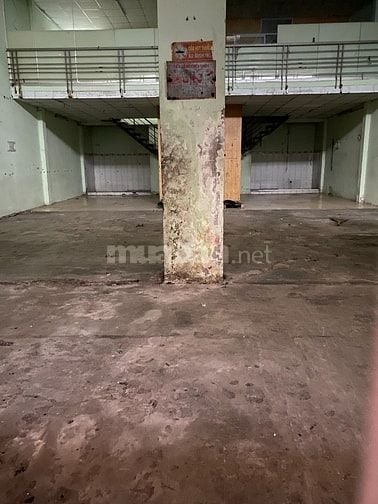 Cho Thuê Nhà Xưởng 200 m2 : hẻm xe tải Lê Trọng Tấn Q.Bình Tân
