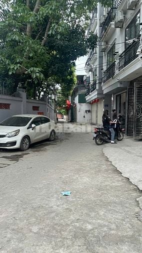 Bán Gấp Căn góc Vĩnh Hưng Quận Hoàng Mai, ô tô đỗ cửa, nhà mới ở luôn