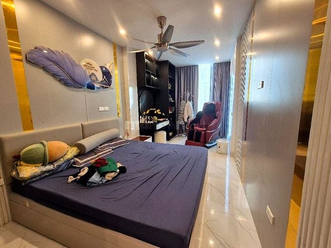 Bán nhà phố Trung Kính - 5 tầng - ô tô đỗ ngày đêm - kinh doanh đỉnh 