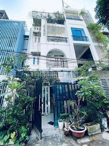 Nhà Quận 2 HXH tránh - ô tô vào nhà - 4 tầng có sân thượng