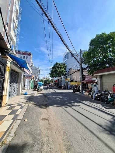 Bán đất 2 mặt tiền đường Nguyễn Tuyển Quận 2 giá 38 tỷ