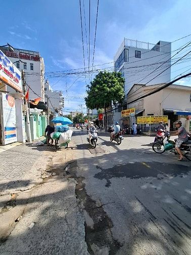 Bán đất 2 mặt tiền đường Nguyễn Tuyển Quận 2 giá 38 tỷ