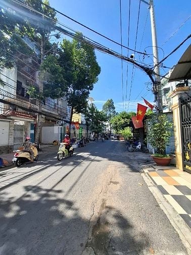Bán đất 2 mặt tiền đường Nguyễn Tuyển Quận 2 giá 38 tỷ