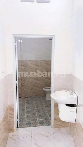 Cần bán gấp căn nhà ở Thị Trấn Củ Chi 85m2 Sổ hồng riêng giá 700tr