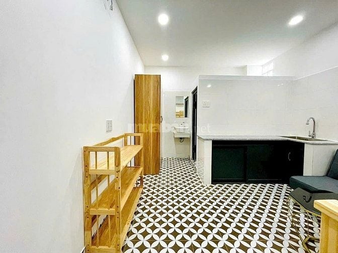 Căn hộ DV 31 phòng , bảo vệ, dòng tiền ổn định .