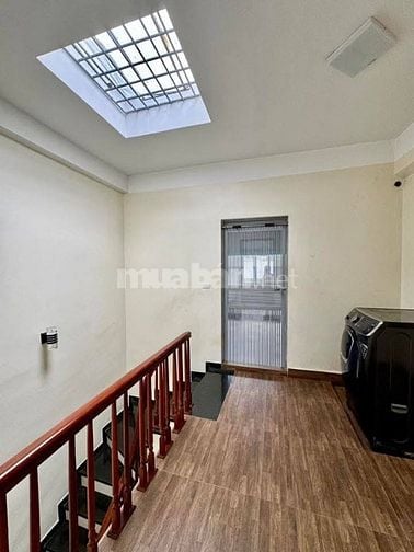 Nhà Đẹp Ngõ Ô TÔ, Phân Lô, Hoàng Mai 42m, 5 tầng, mt 4.2m, giá 15.2 tỷ