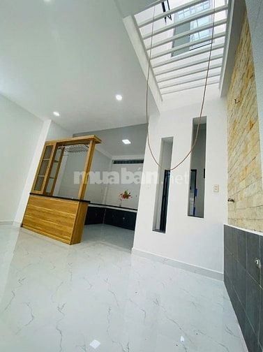 BÁN NHÀ SHR 1 TRỆT 1 LẦU ngang 5 CHỈ 3TY3 580TR 