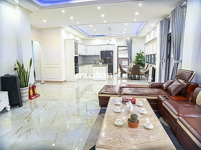 CẦN BÁN GẤP VILLA CAO CẤP SÁT BIỂN MŨI NÉ, PHAN THIẾT, BÌNH THUẬN