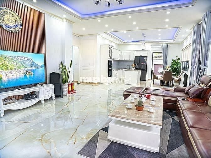 CẦN BÁN GẤP VILLA CAO CẤP SÁT BIỂN MŨI NÉ, PHAN THIẾT, BÌNH THUẬN