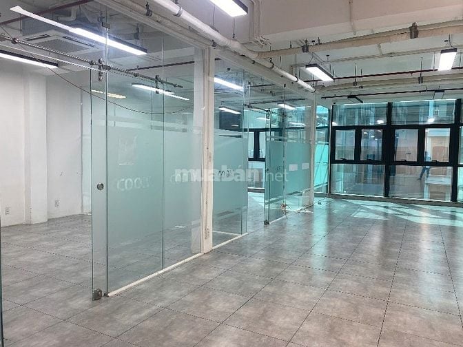 Nhà 5 tầng Nguyễn Gia Trí, Bình Thạnh – Mặt tiền lớn – Kinh doanh tốt