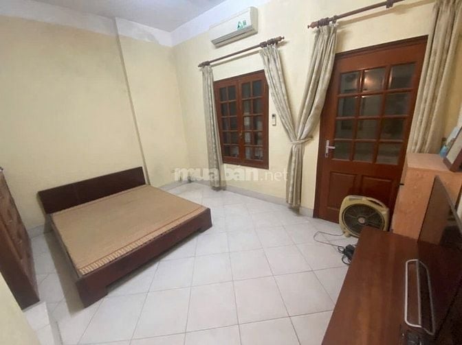  Bán nhà phố cổ Quán Thánh, Ba Đình, DT 32m2, 4T, kinh doanh. 
