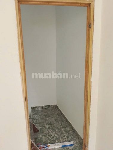 Cho thuê nhà hẻm 4m (XH) Bà Hạt, P.9, Q.10 giá 7tr