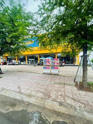 Nền đất 163m2 Đối diện VinGroup-Sát trường Học THPT Hậu Nghĩa-Thổ Full