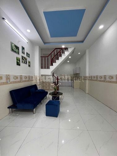 Nhà 1trệt 1lầu cách 3 Mỹ Hạnh 500m, nhận nhà ở ngay với giá 400triệu