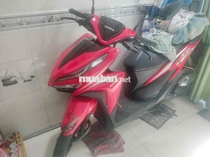 Bán xe Honda Vario 125 CC Nhập ý (mới ken.trùm men