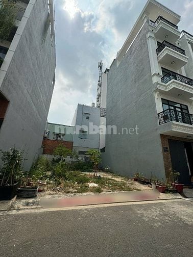 Bán đất khu nhà đẹp hẽm 7m Thoại Ngọc Hầu ( 4,3x11,7m). Giá 5,8 tỷ 