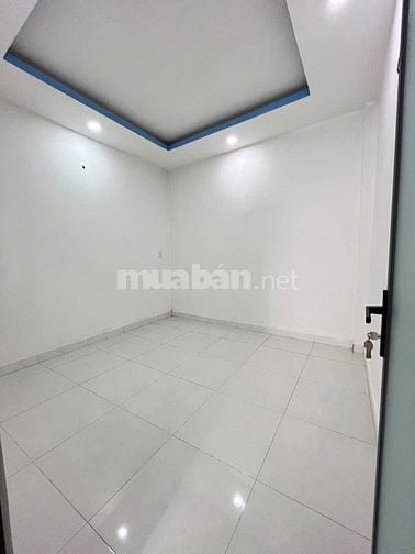 Nhà 1trệt 1lầu cách 3 Mỹ Hạnh 500m, nhận nhà ở ngay với giá 400triệu