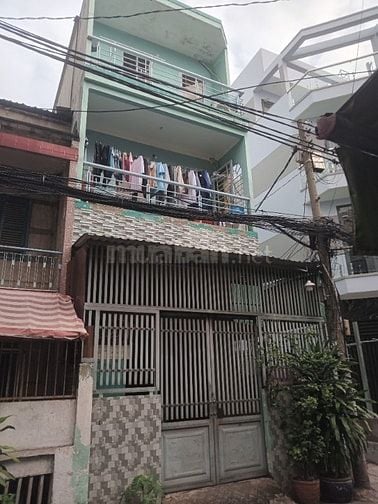 Nha ban. Nha goc 2 mat tien ngang 5 dai 13. 1tret 3 lau 8 phong tro .
