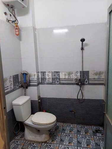 Cho thuê phòng tầng 2 nhà ngõ 239 Bùi Xương Trạch, Ngã Tư Sở