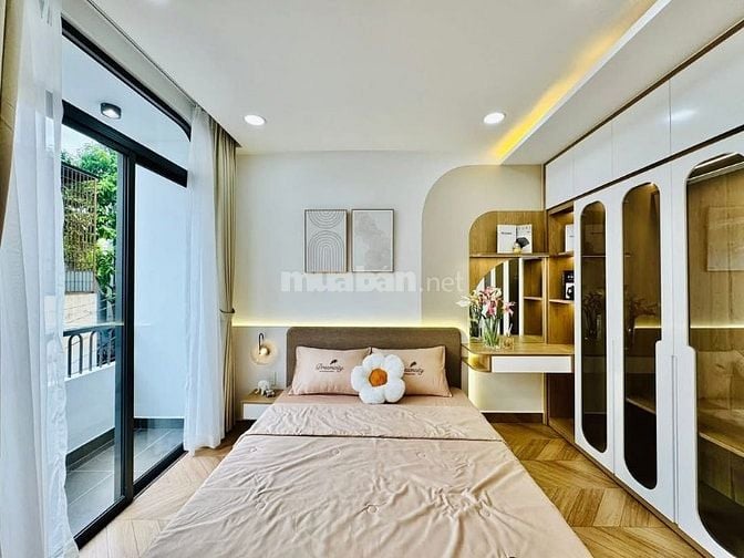Đi nước ngoài định cư bán gấp nhà ở đường Tháp Mười, phường 2, quận 6,