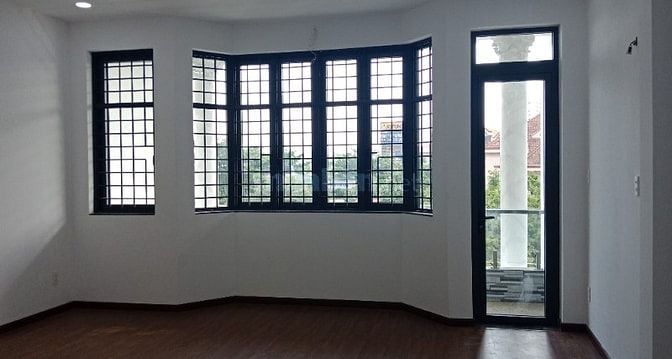 Cho thuê nhà nguyên căn mặt tiền Nguyễn Xí