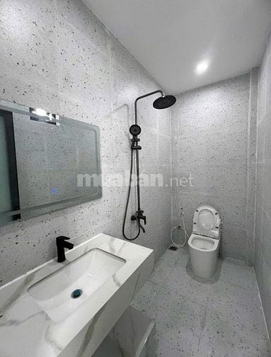 CHỦ NGỘP BÁN GẤP NHÀ ĐẸP TT. HÓC MÔN – GIÁ 880 TRIỆU – SỔ HỒNG RIÊNG