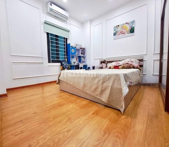 Bán nhà ngõ 10 Láng Hạ 41m2x5T, lô góc,kinh doanh,ngõ thông,giá 14.8tỷ