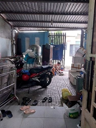 Cần bán căn nhà SỔ HỒNG RIÊNG 4.1 tỷ giá mới 3.6 tỷ TL 