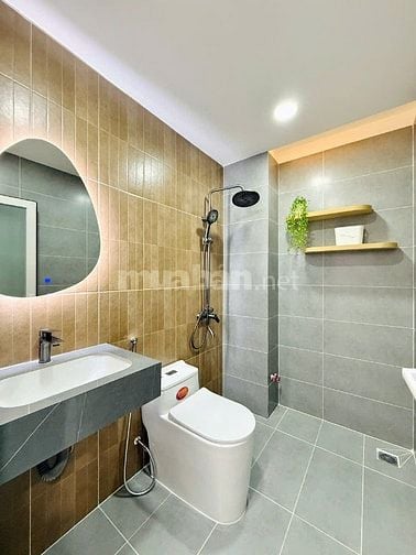 CẦN BÁN RẤT GẤP NHÀ MỚI ĐẸP ĐÚC 3LẦU MỚI XÂY FULL NỘI THẤT GIÁ MỀM