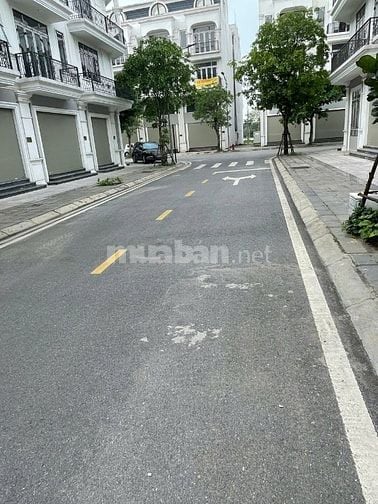 10,7 TỶ. Chính chủ bán nhà dự án 319 Calyx Residence