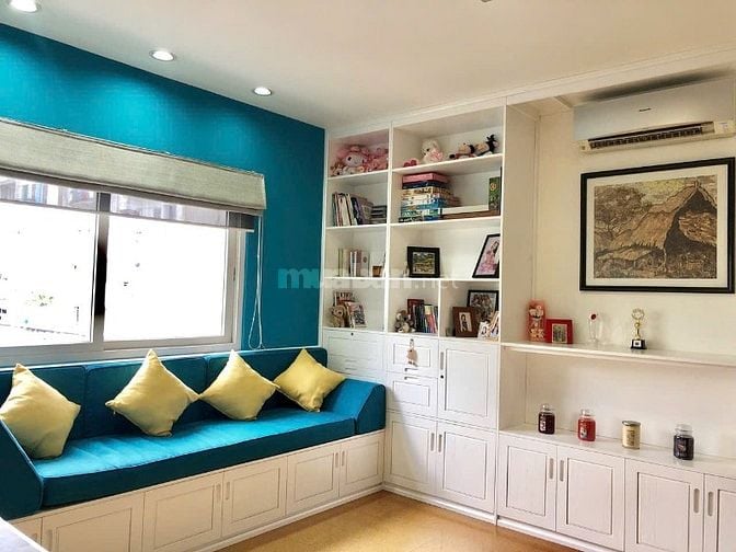 Cho thuê Biêt thự Cộng Hoà, P.4, Q. TB. 8x20m. Hầm 4L. Giá 75tr