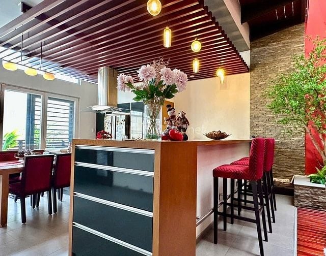 Cho thuê Biêt thự Cộng Hoà, P.4, Q. TB. 8x20m. Hầm 4L. Giá 75tr