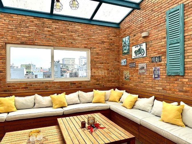 Cho thuê Biêt thự Cộng Hoà, P.4, Q. TB. 8x20m. Hầm 4L. Giá 75tr