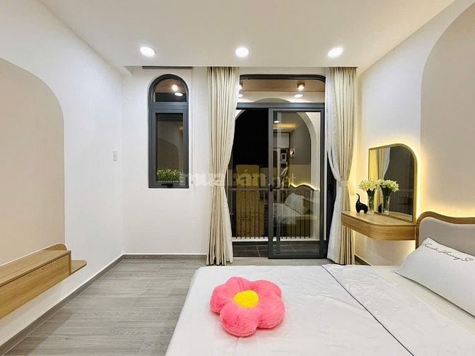 CẦN BÁN RẤT GẤP NHÀ MỚI ĐẸP ĐÚC 3LẦU MỚI XÂY FULL NỘI THẤT GIÁ MỀM
