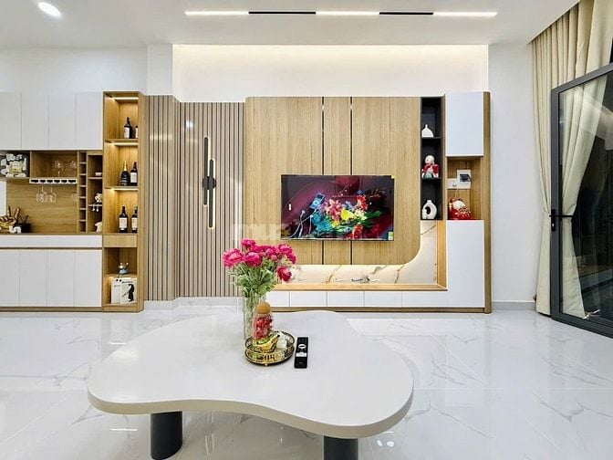 CẦN BÁN RẤT GẤP NHÀ MỚI ĐẸP ĐÚC 3LẦU MỚI XÂY FULL NỘI THẤT GIÁ MỀM