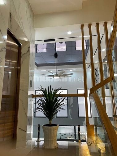 5 tầng 9pn - 98m2 hẽm xh thông - gấp bán 17,8 tỷ tl.