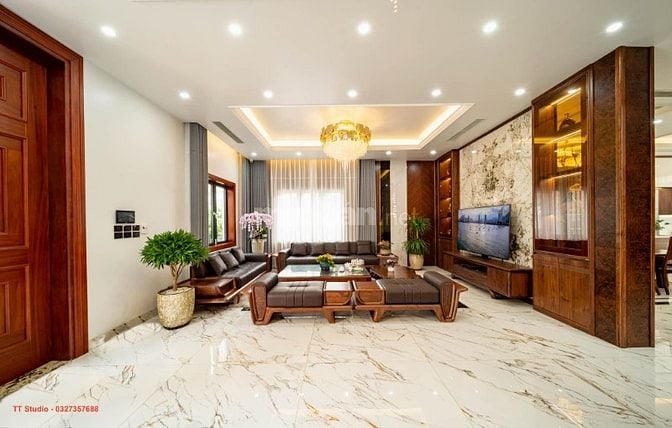 Chính chủ bán gấp nhà Mặt phố Hàng Bún giá 85 tỷ, 140m2, MT 10m