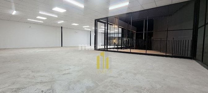 Văn Phòng 140m2 - Sàn Trống Đẹp - Giá 30 Triệu