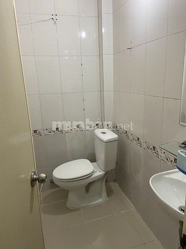 Phòng trọ cho thuê tại trung tâm quận 10 , thuận tiện đi làm đi học 