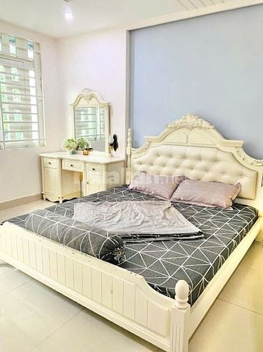 Nhà 4x16 2 lầu 4 phòng full nội thất, Đường Nguyễn Sơn. LH 0779561865.