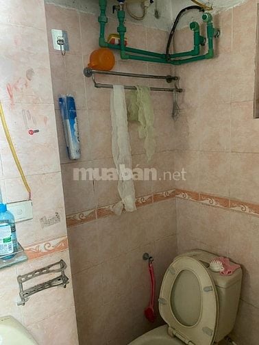 Bán nhà 412 G2 tập thể Thái Thịnh, tầng 4, 33,1 m2, hướng Đông Nam