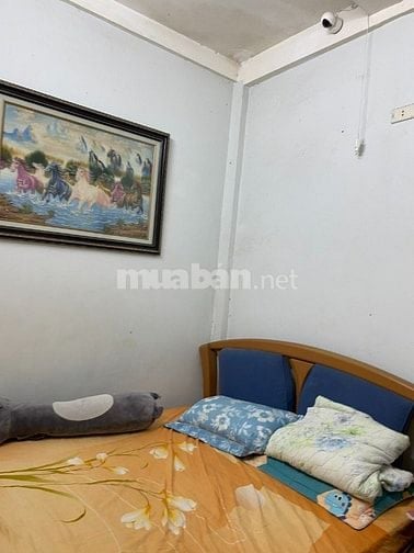 Bán nhà 412 G2 tập thể Thái Thịnh, tầng 4, 33,1 m2, hướng Đông Nam